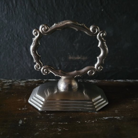 Pair of Southern Living Napkin Rings, Redmont Heirloom Place Card Napkin Rings - Picture 3 of 7